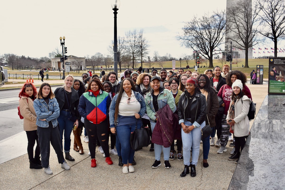Drew Students And Faculty Stand In Front Of The Museum